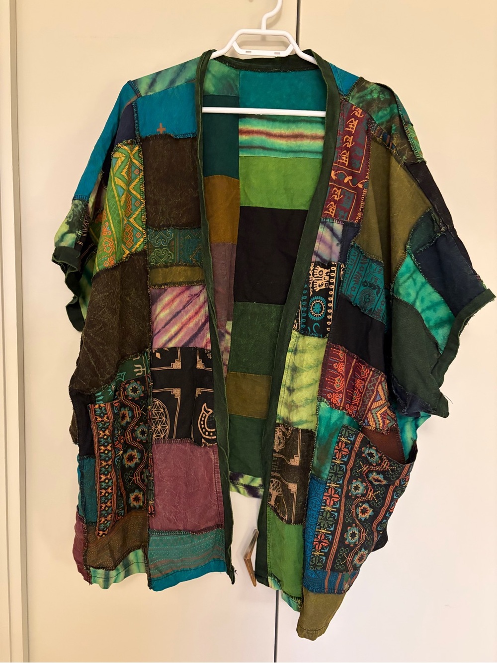 Boho Patchwork Open Front Short Sleeve Jacket in Green Multi